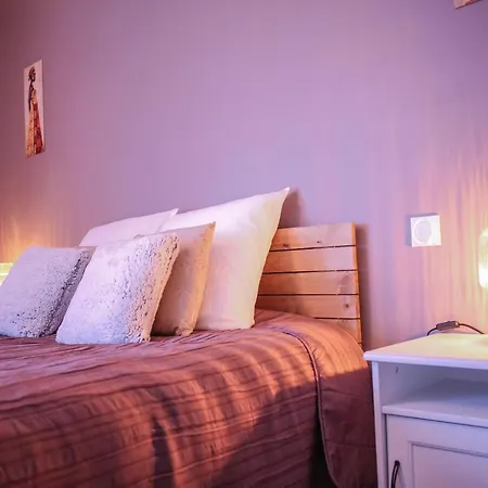 Les D Hotes De Au Pays Des Lavandes Et Proche Des Gorges Du Verdon Konukevi Valensole