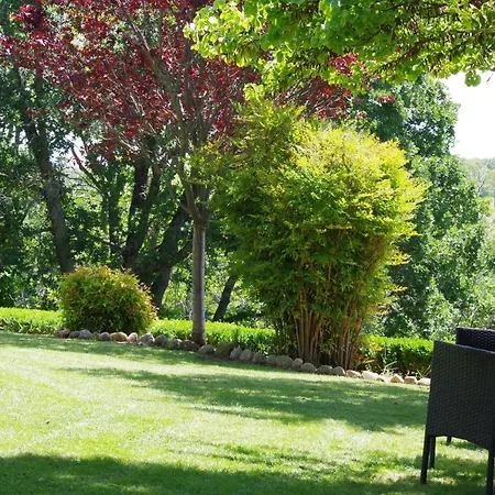 Konukevi Les D Hotes De Au Pays Des Lavandes Et Proche Des Gorges Du Verdon 3*